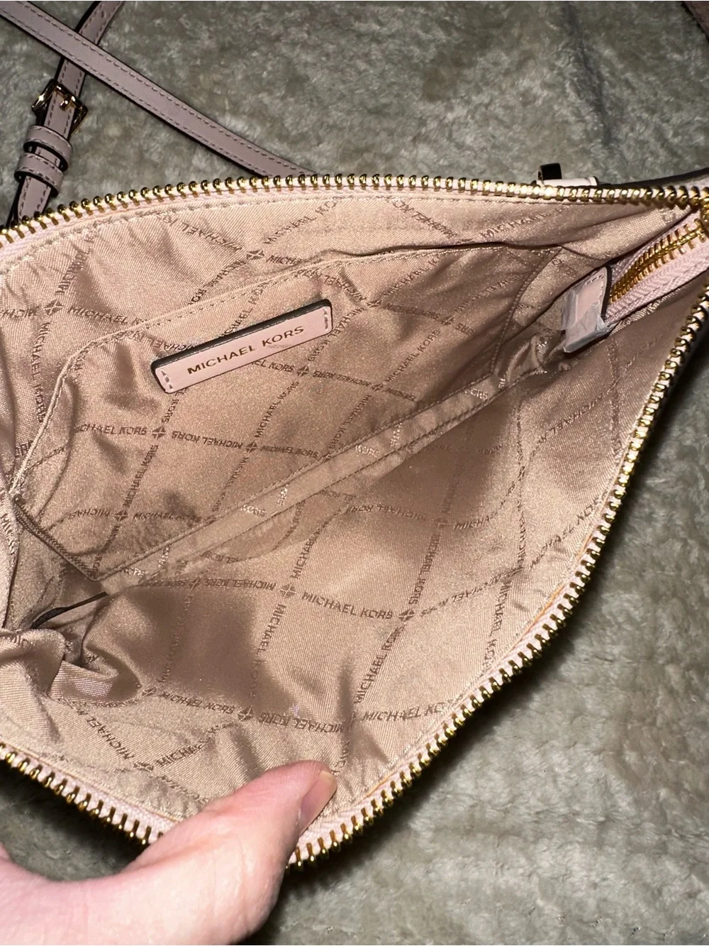 Michael Kors Pink Signature Crossbody with Wristlet Set